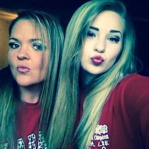 Meet your Posher, Kelli